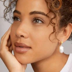 Discount Baroque Pearl Drop Earrings Gold