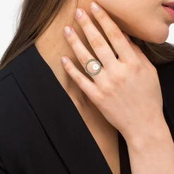 Store Circle Pearl Statement Ring Pearl