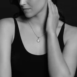 Flash Sale Diamond Pendant Necklace Diamonds