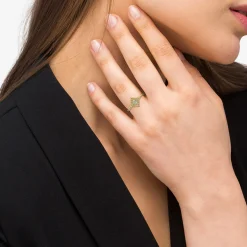 Clearance Small 18K Gold Diamond Ring Gold